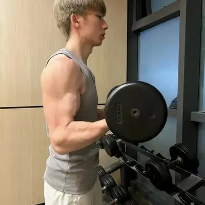 邱娜鹏